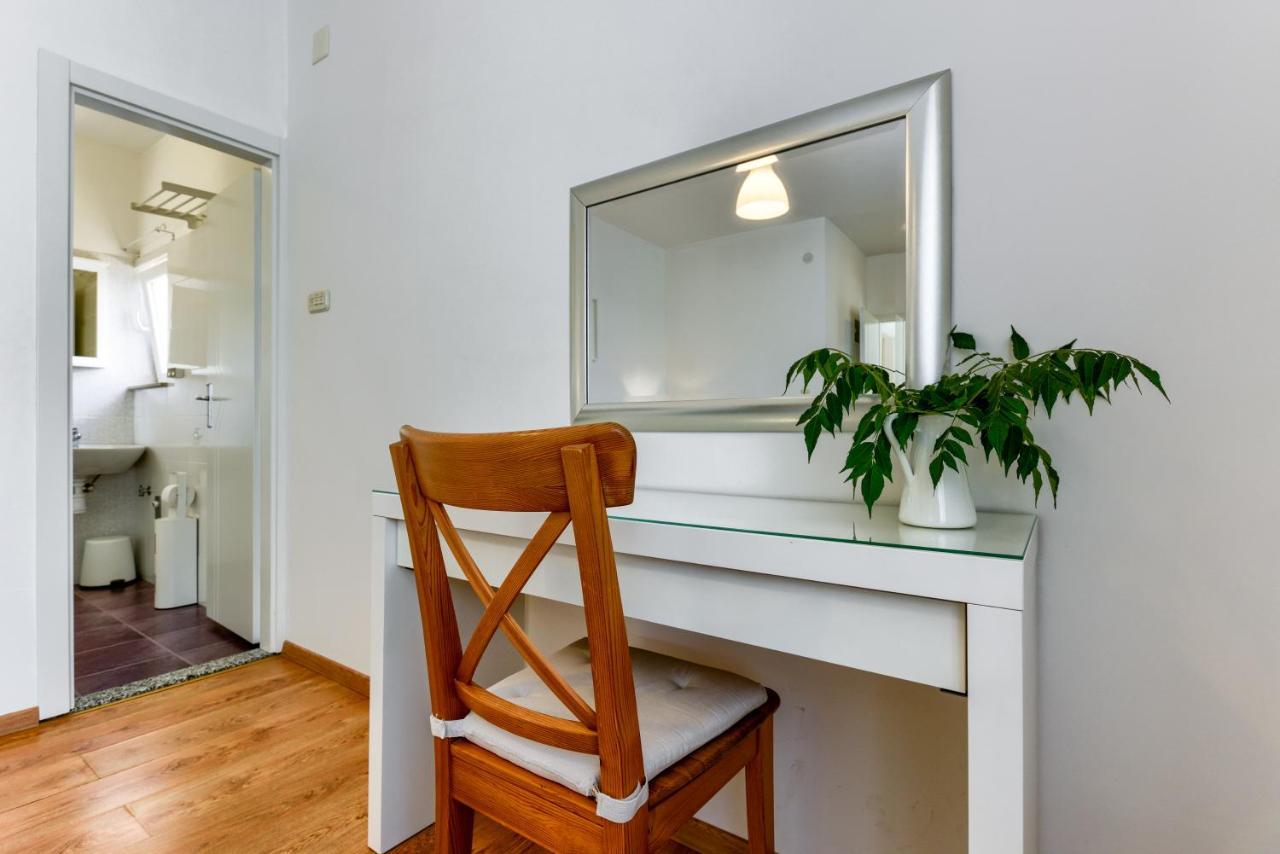 Lrs 2 Apartment In The Centar Of ザダル エクステリア 写真